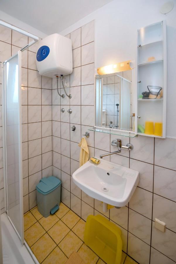 Apartmani Topolovec Luka  Екстериор снимка