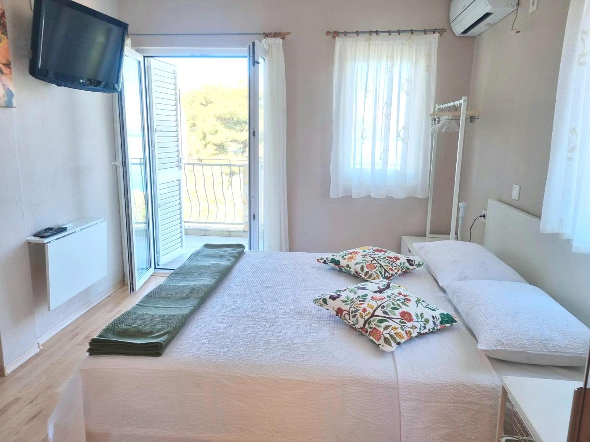 Apartmani Topolovec Luka  Екстериор снимка