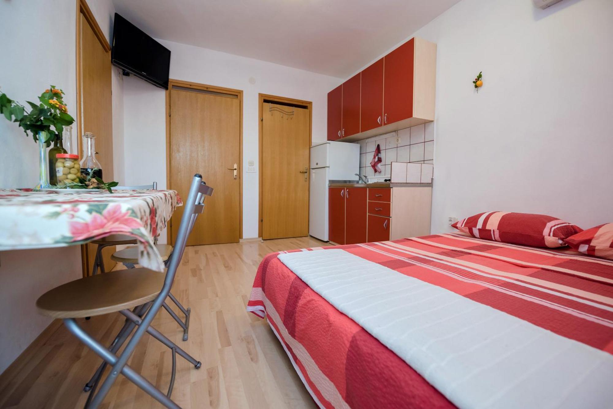Apartmani Topolovec Luka  Екстериор снимка